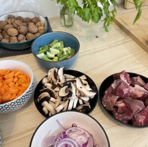 Légume et viande préparation de recette Boeuf bourguignon